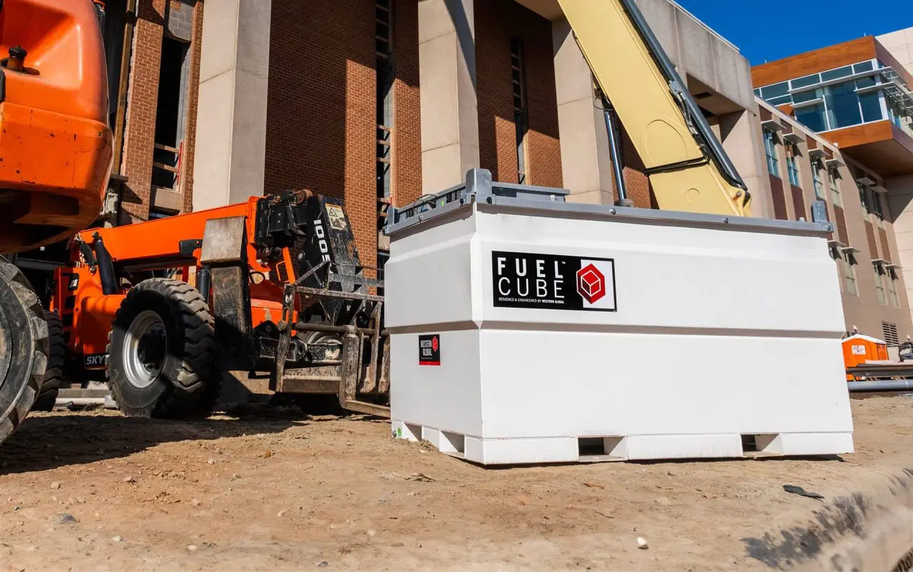 FuelCube diesel storage tank positioned on-site, providing compact, transportable fuel storage and efficient on-site refuelling.