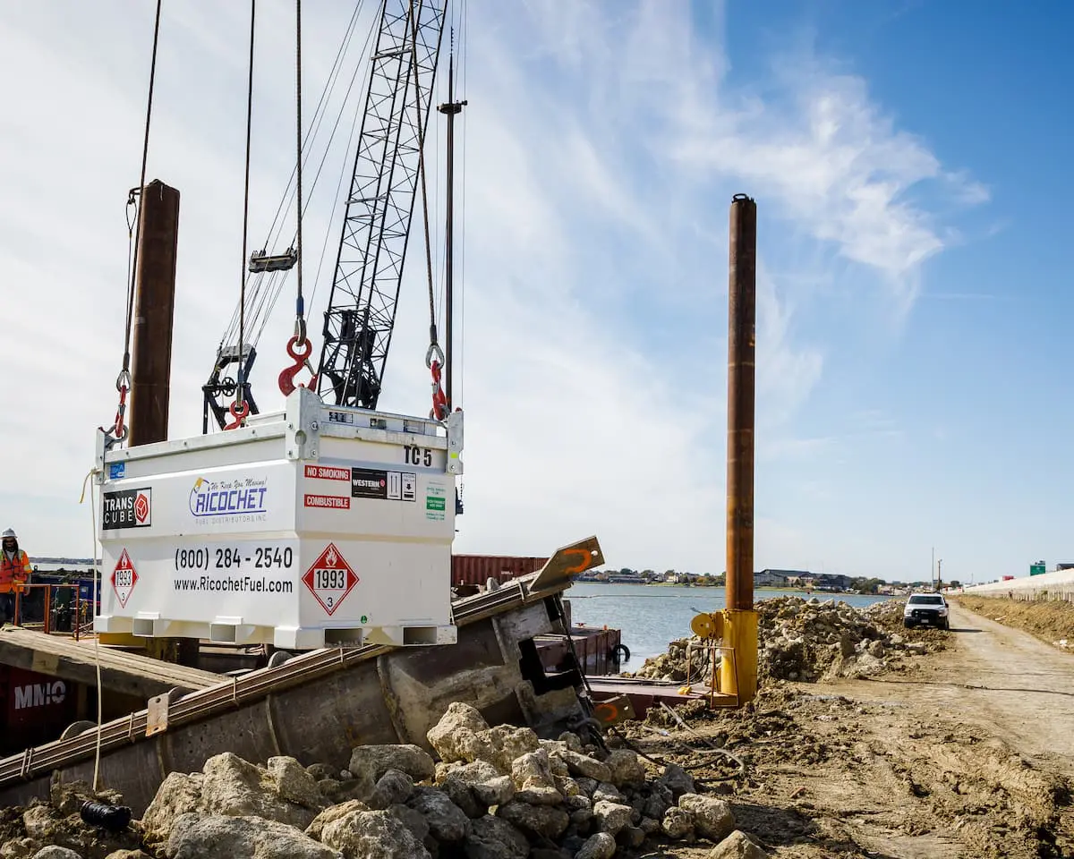TransCube Global fuel tank being lifted by a crane